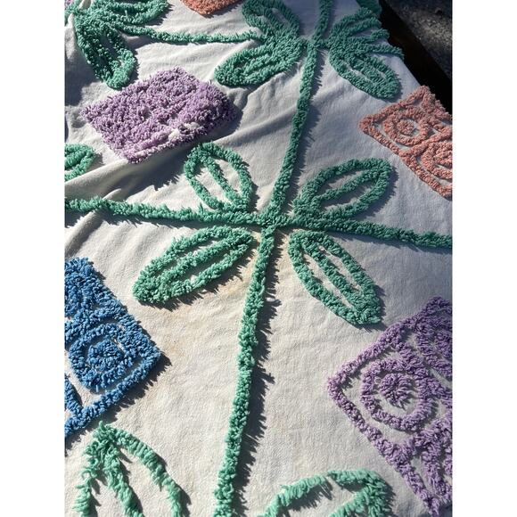 Vtg Chenille Bedspread Coverlet Twin 72x86 Geometric Floral Cottage Farmhouse - Picture 8 of 11